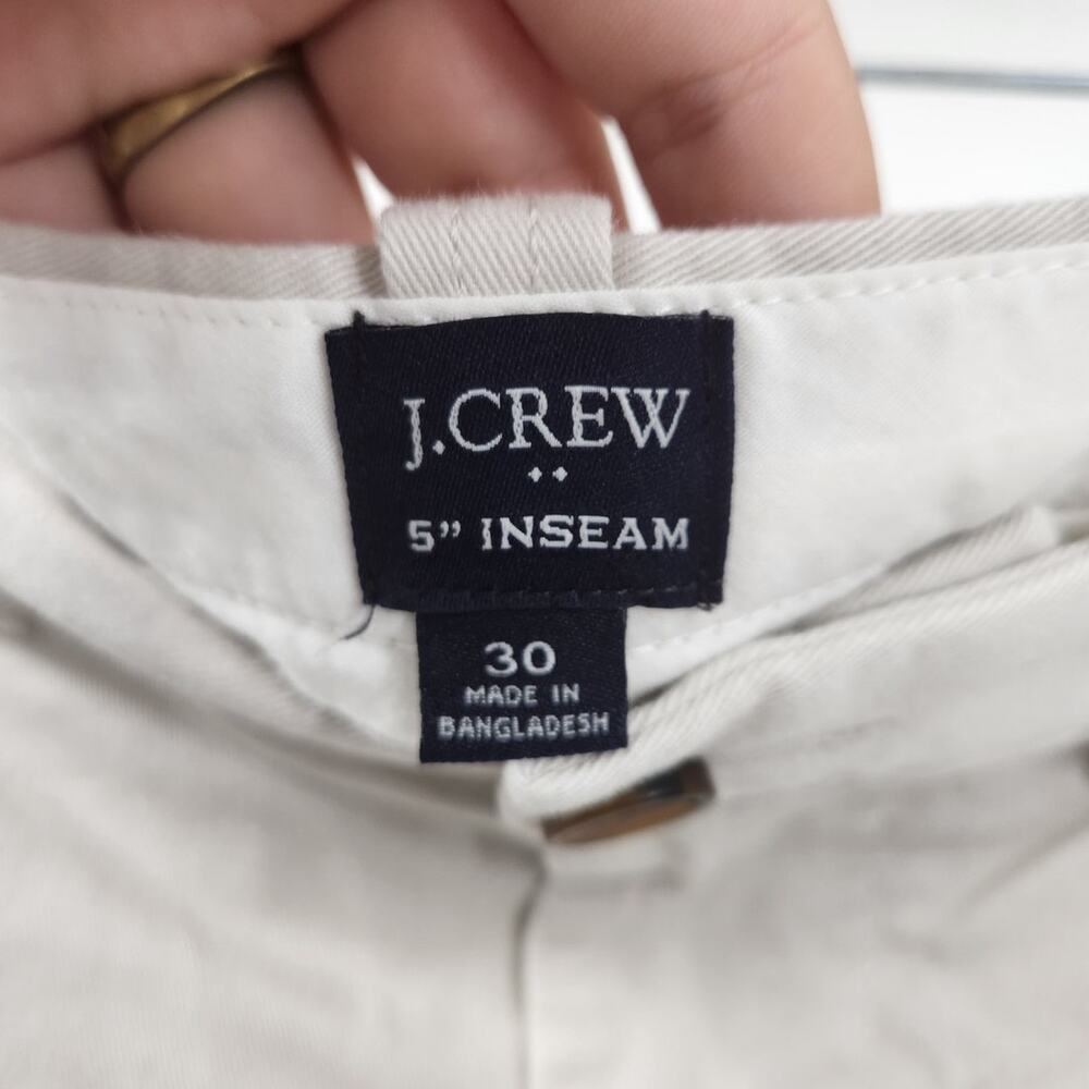 J. Crew Tan Khaki Women's Shorts - Size 30 - Great Condition! - Picture 3 of 6